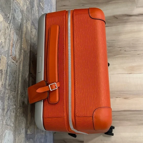 Orange Louis Vuitton Horizon 55 Rolling Suitcase - Picture 2 of 16